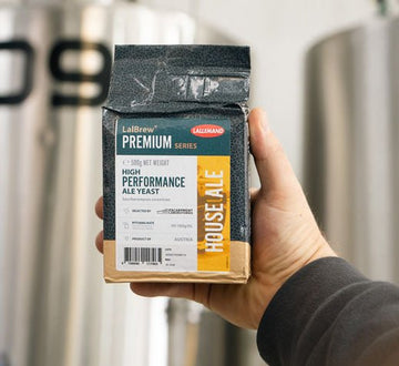 LalBrew® House Ale: fermentación rápida en una Doble IPA - Bucarest. Ser único, Ser Craft